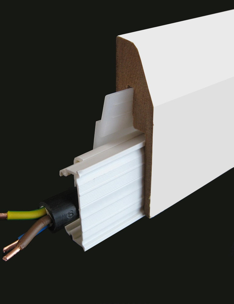 Plinthe électrique blanche - 20 x 70 mm